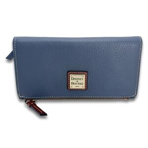 Dooney & Bourke Pebbled Leather Continental Wallet Blue Tan Red Interior w/Snap